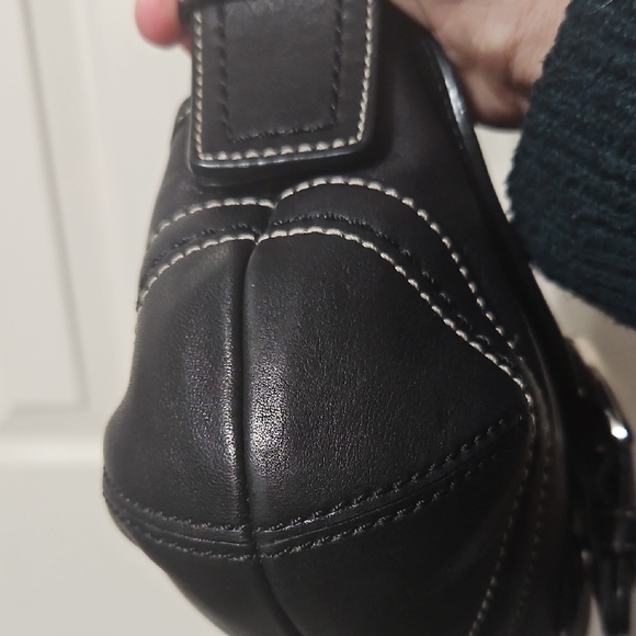 Coach EUC Y2K SOHO Black Leather Shoulder Bag - Picture 8 of 16